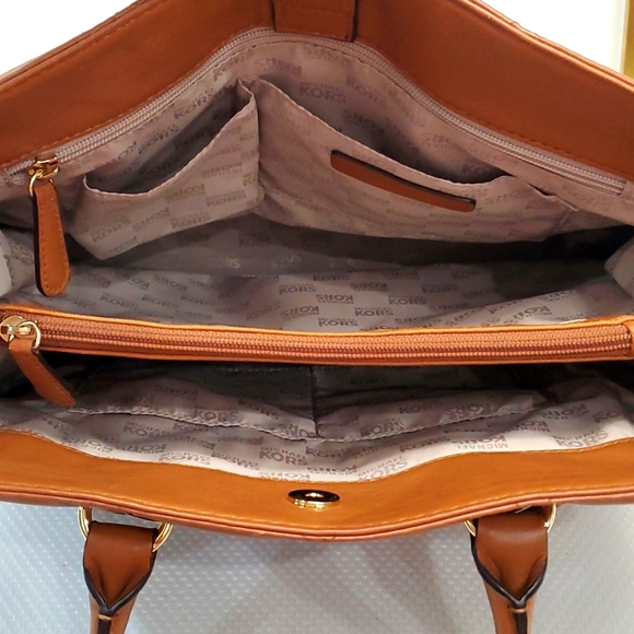 NWT Michael Kors Hamilton Quilt Large Tote🤎🤎🤎 - Picture 12 of 15